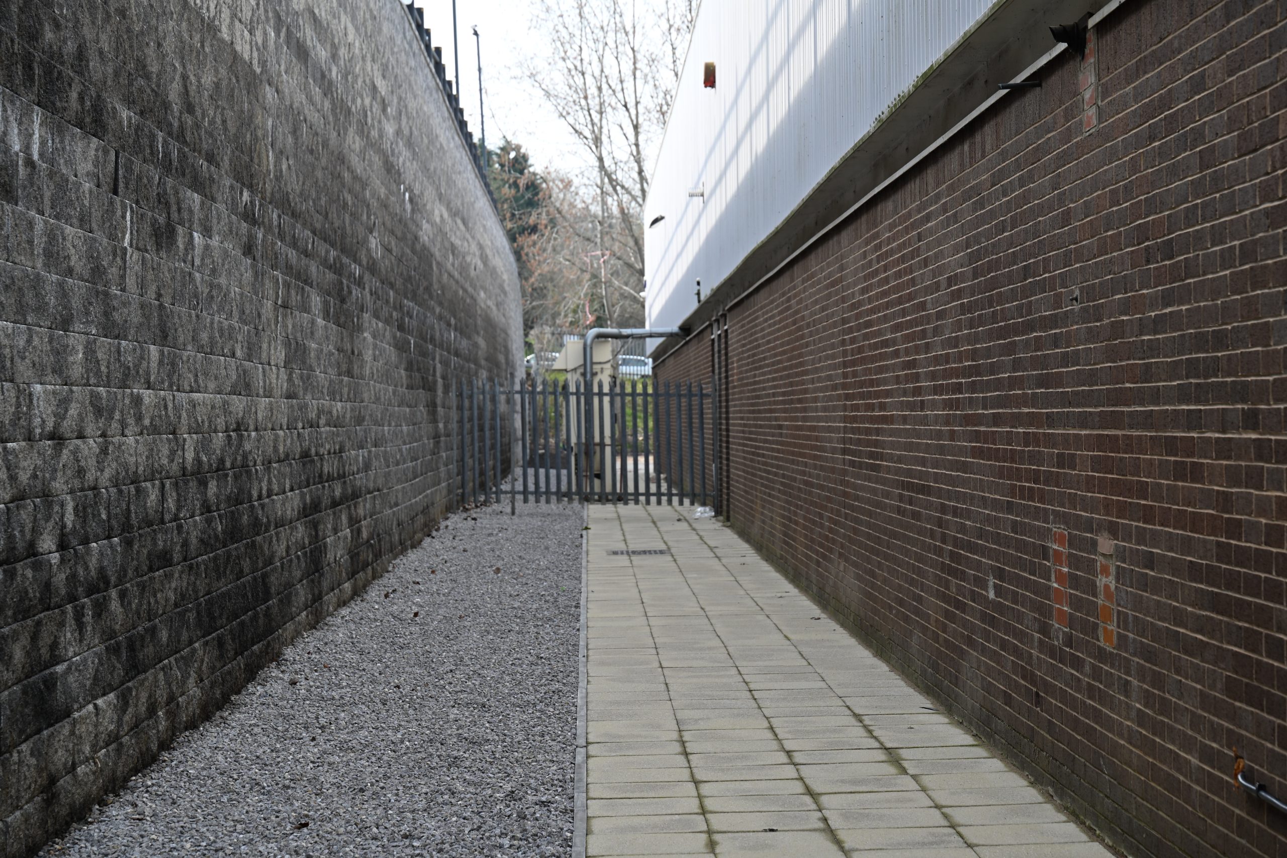 Commercial Retaining Wall Contractors - Engineered for Industrial Sites
